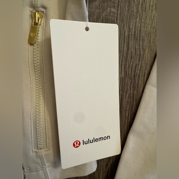Lululemon cropped define jacket, Bone. Size 6. Limited holiday sparkle edition. - Picture 11 of 12